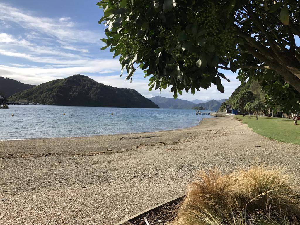 Waterfront Oxley's Luxury